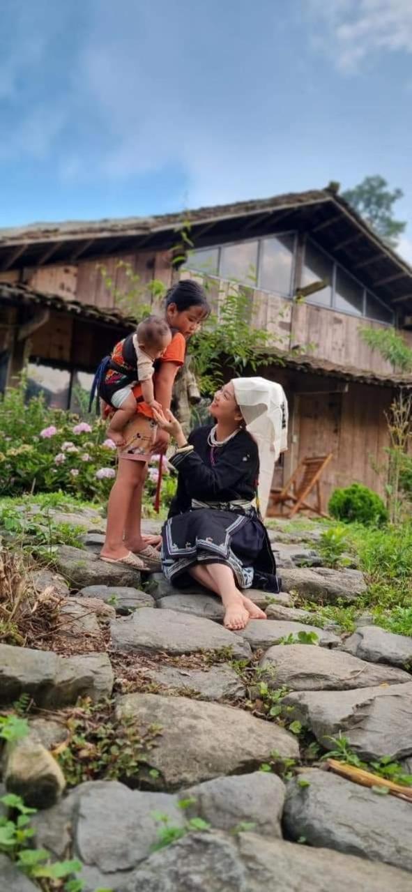 Lung Muoi Homestay Na Giao Kültér fotó