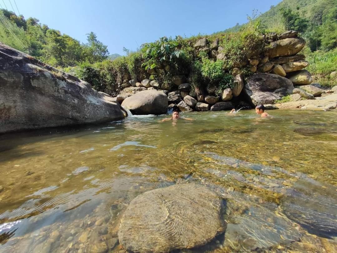 Lung Muoi Homestay Na Giao Kültér fotó